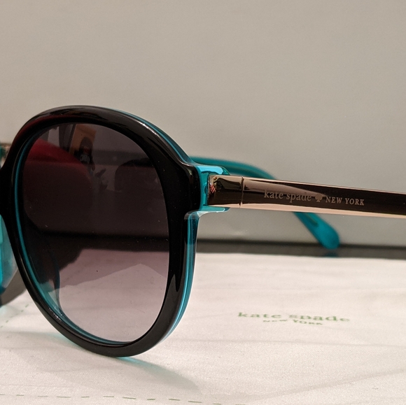 Kate Spade Sunglasses - Picture 5 of 8